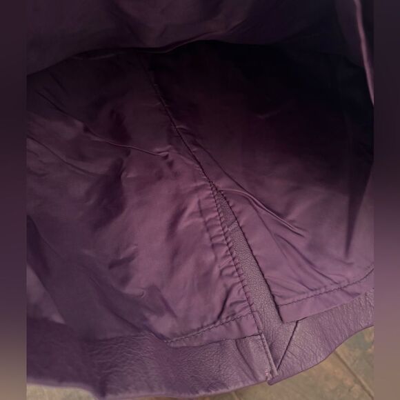 Vintage 80s/90s Avon Fashions Purple Soft Leather Pencil Skirt – Size 5/6 - Picture 8 of 9